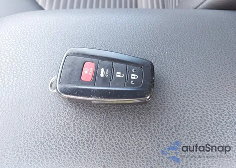 2022 Toyota Camry Se Nightshade Edition z USA, uszkodzony, nr VIN 4T1T11AK0NU044270